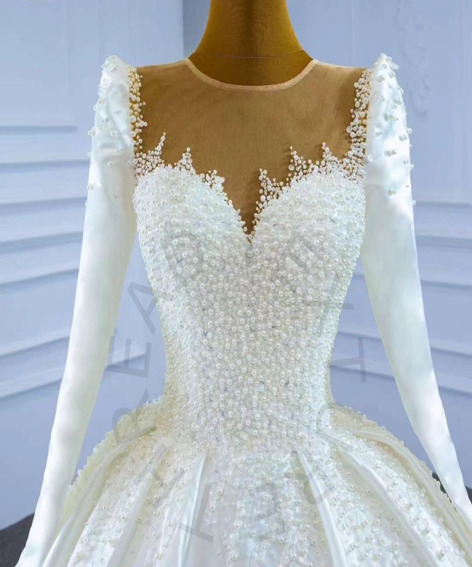 12II808 WEDDING GOWN